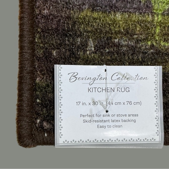 Apache Mills Rooster Café Accent Rug Made in Egypt Rectangle 17 x 30 in - Picture 6 of 16